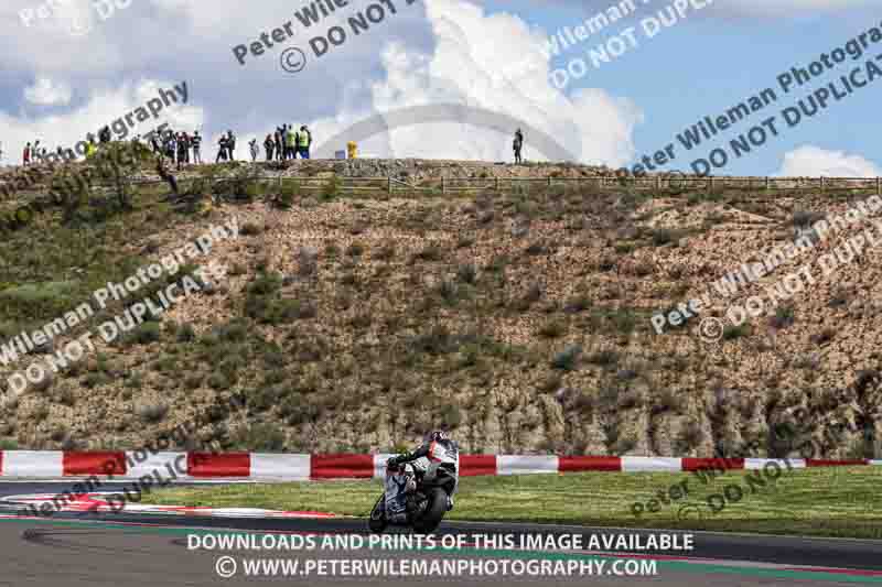 cadwell no limits trackday;cadwell park;cadwell park photographs;cadwell trackday photographs;enduro digital images;event digital images;eventdigitalimages;navarra;no limits trackdays;peter wileman photography;racing digital images;trackday digital images;trackday photos